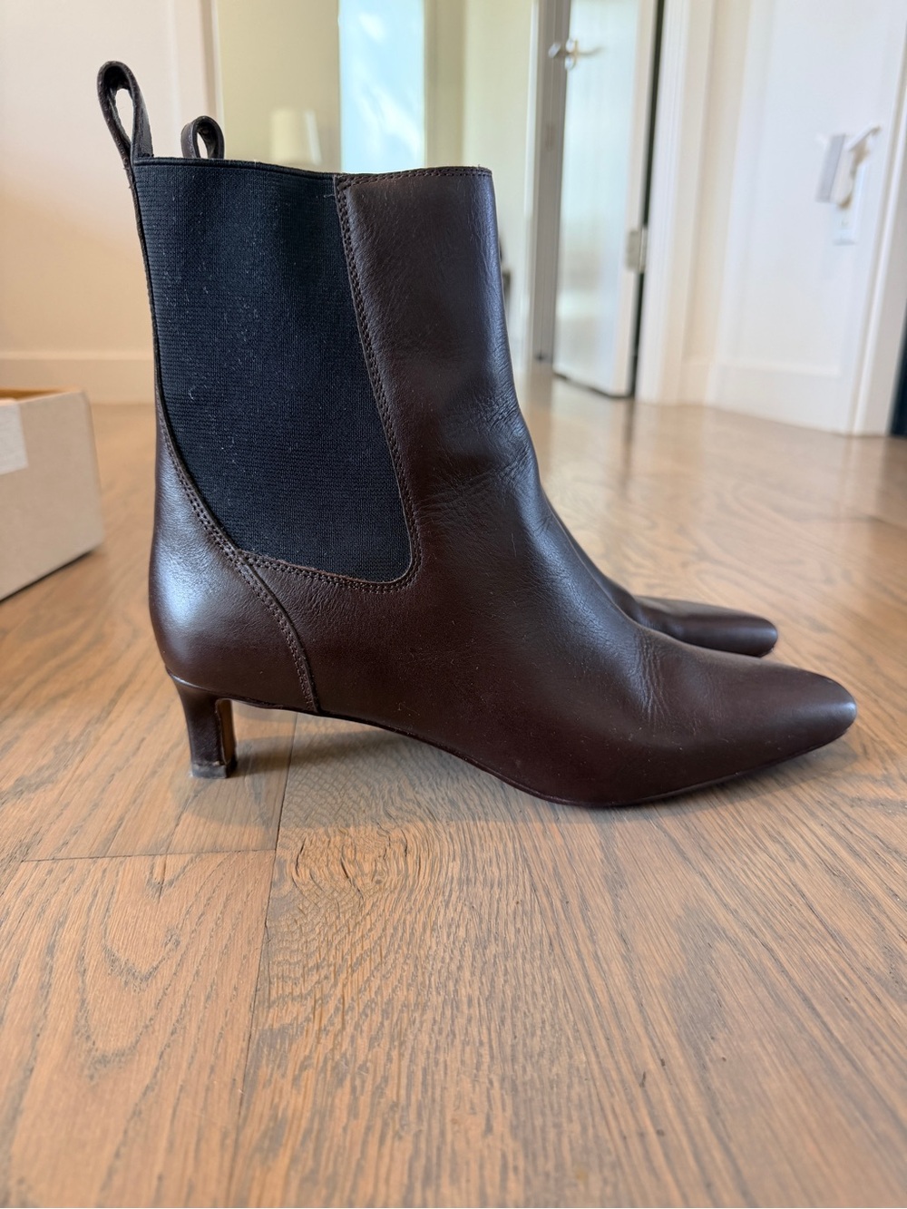 Madewell The Dimes Chelsea Boot in Leather